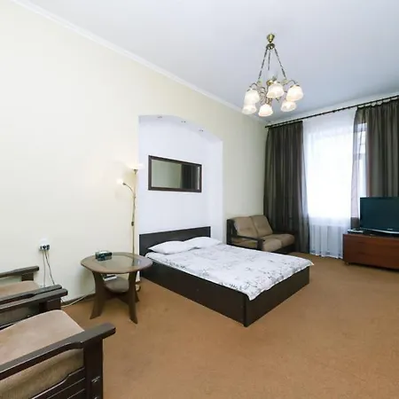 комфортабельные на бессарабка, арена. Apartment *